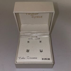 Taylor Grace Cubic Zirconia Earrings in 10 Karat Gold NWT